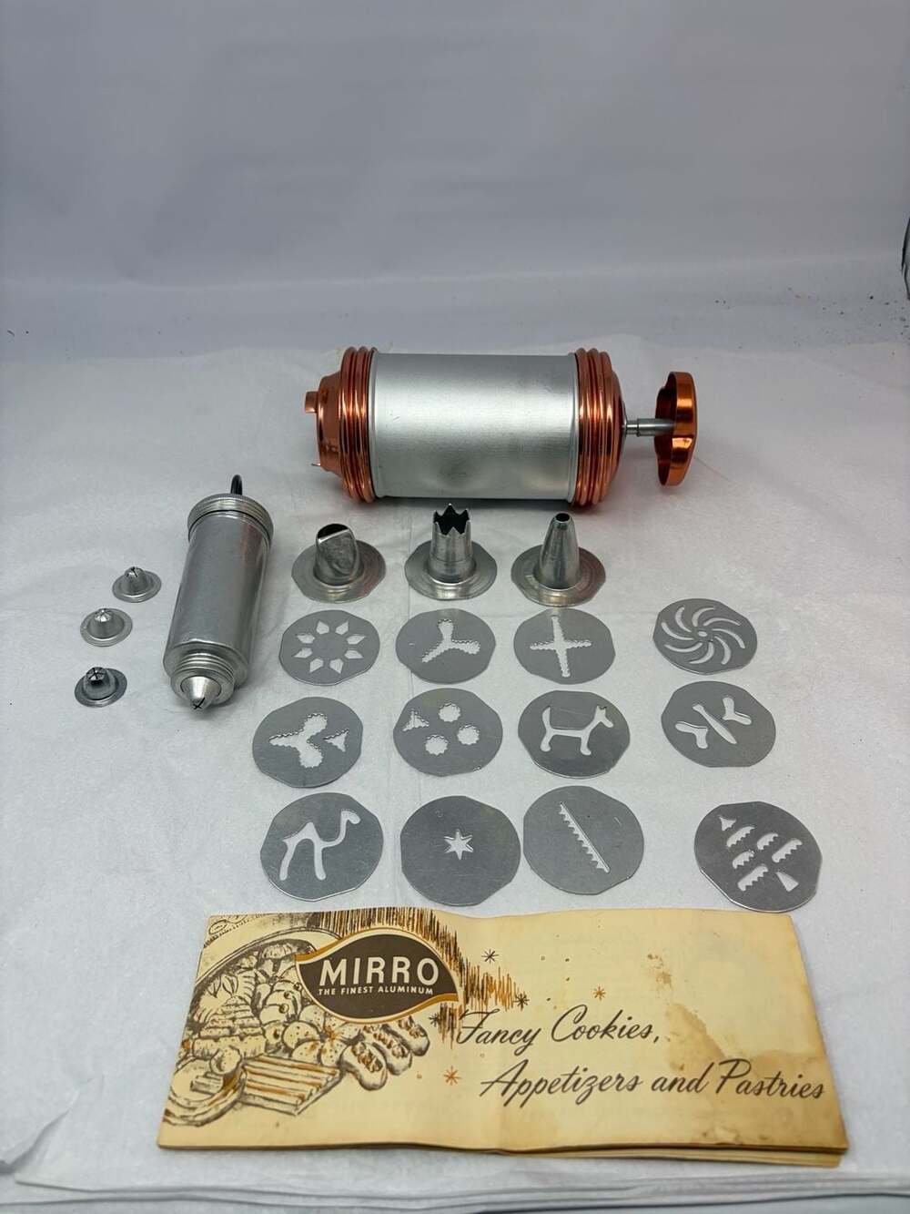 Vintage Mirro Aluminum & Copper Cookie Pastry Press &Cake Decorator Kit 20 piece
